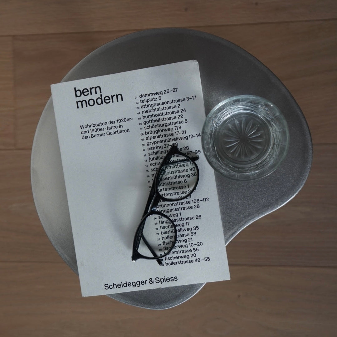 Beistelltisch ab 800 CHF