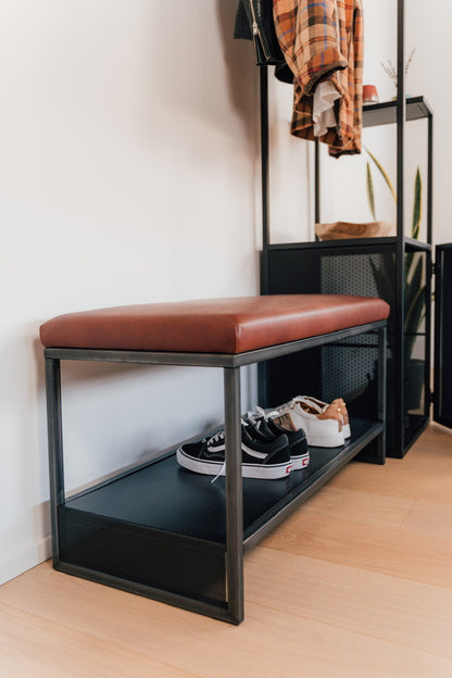Zytglogge Industrial Garderobe
